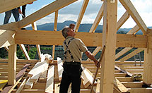 Geiger Holzbau bei der Bedachung